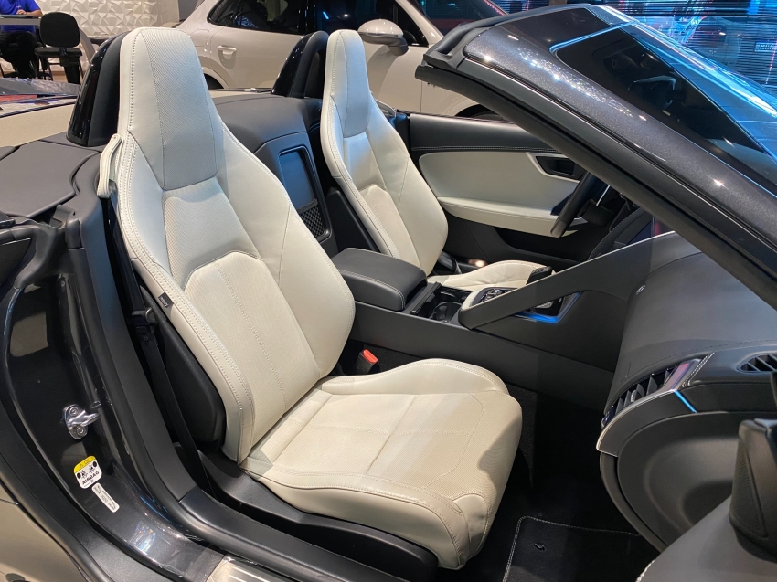Jaguar F-TYPE 2020 - Image 9