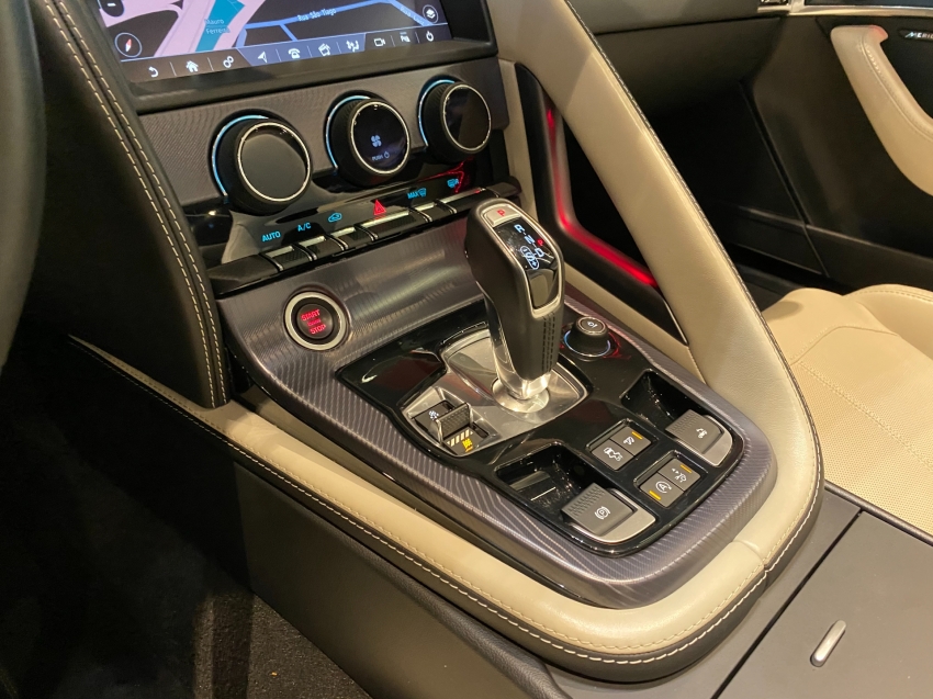 Jaguar F-TYPE 2020 - Image 13
